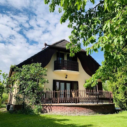 Apartament familial(ă) xL pentru 9 pers. (se inchirieaza doar integral)
