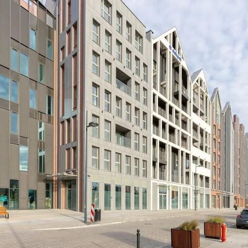 Apartament 4-osobowy Deluxe z balkonem z 2 pomieszczeniami sypialnianymi