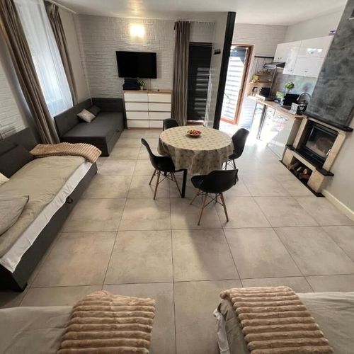 Apartament 5-osobowy na parterze z widokiem na ogród z 1 pomieszczeniem sypialnianym