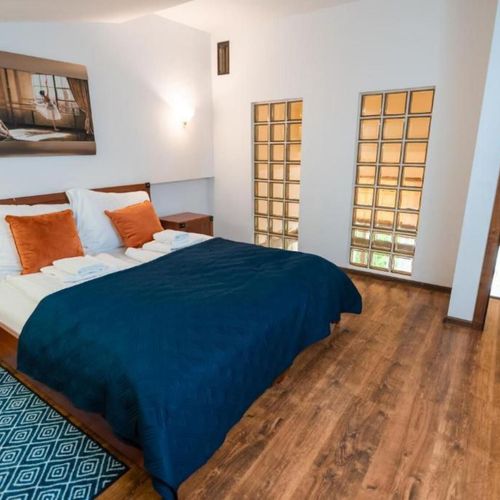 Apartman s galérií pro 4 os. se 2 ložnicemi s výhledem do zahrady