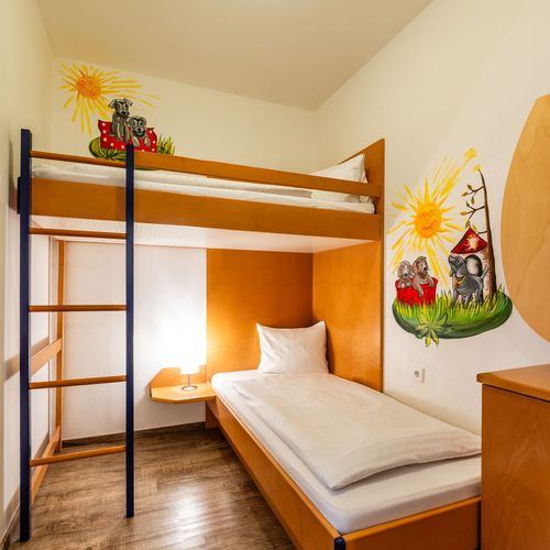 Apartament 3-osobowy z balkonem z 2 pomieszczeniami sypialnianymi