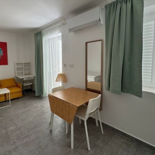 Apartament studio romantică cu 1 camera pentru 2 pers.