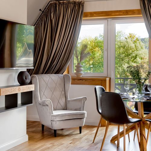 Apartament 6-osobowy z widokiem na góry z widokiem na ogród z 3 pomieszczeniami sypialnianymi