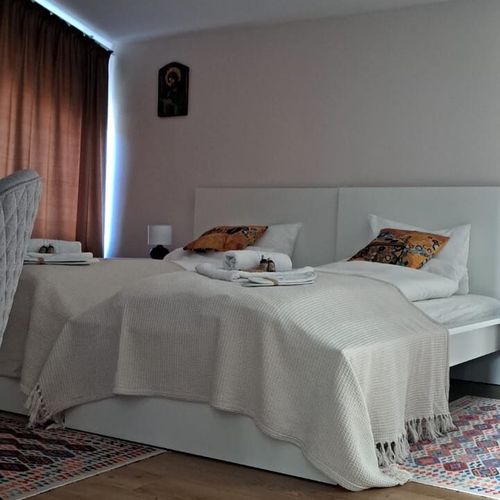 Pokój 2-osobowy na piętrze z widokiem na góry (możliwa dostawka)