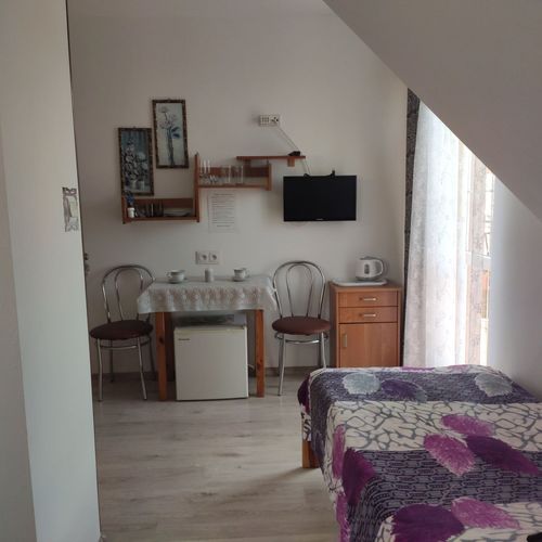 Camera dubla la etaj cu balcon