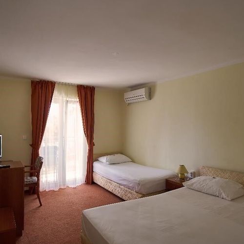 Camera dubla standard cu balcon