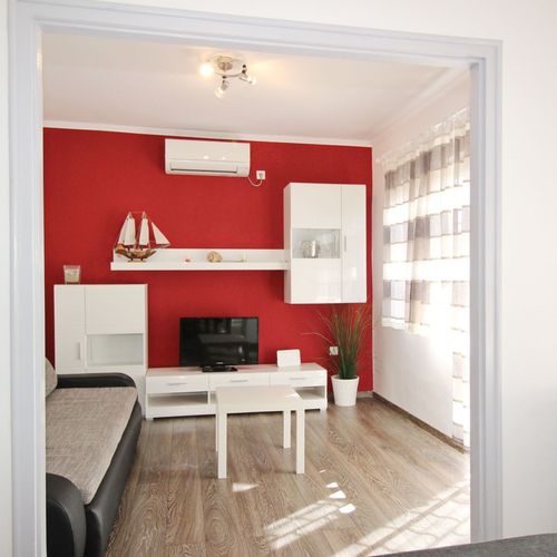 Apartament 4-osobowy na parterze Komfort z 2 pomieszczeniami sypialnianymi (możliwa dostawka)