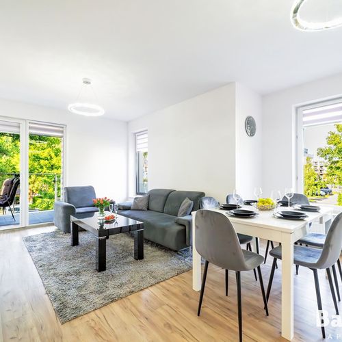 Apartament lângă piscină cu 3 camere pentru 6 pers.