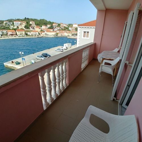 Apartament 4-osobowy z 2 pomieszczeniami sypialnianymi