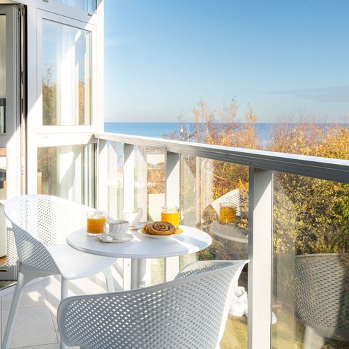 Apartament 4-osobowy Deluxe częściowy z widokiem na morze z 2 pomieszczeniami sypialnianymi