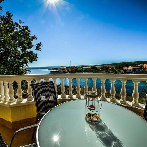 Apartament 4-osobowy z 2 pomieszczeniami sypialnianymi