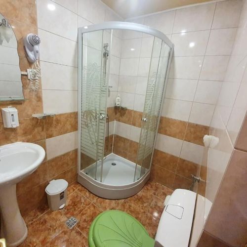 Camera dubla la etaj cu balcon