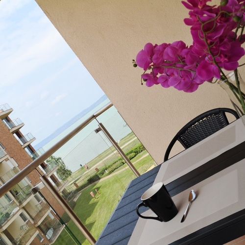 Apartament cu panoramă cu vedere spre lac pentru 5 pers. (se inchirieaza doar integral)