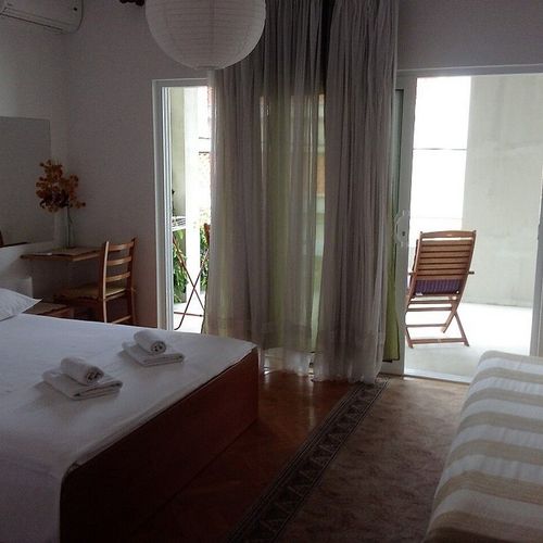 Apartman s klimatizací pro 4 os. se 2 ložnicemi s výhledem na moře A-22573-b