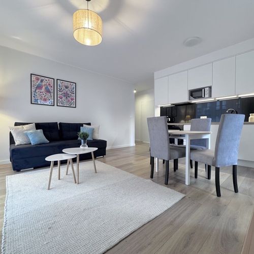 Apartament 6-osobowy Family z balkonem z 3 pomieszczeniami sypialnianymi