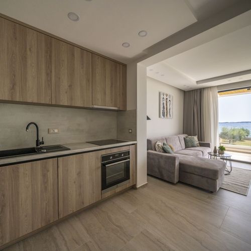 Apartament family cu vedere spre mare cu 3 camere pentru 5 pers.