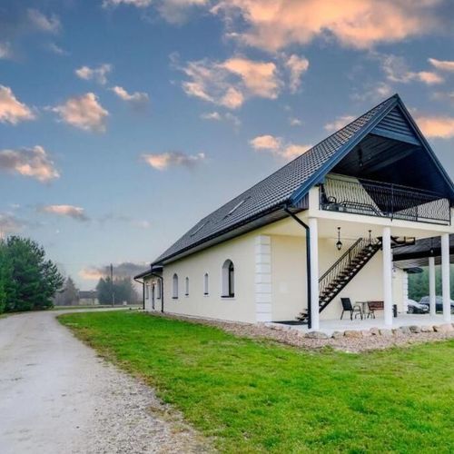 Casă de vacanță pentru 9 pers. (se inchirieaza doar integral)