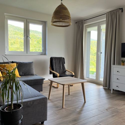 Apartament 4-osobowy z widokiem na las z widokiem na góry z 2 pomieszczeniami sypialnianymi