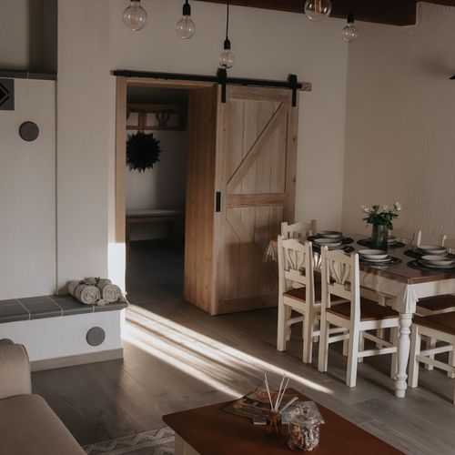 Apartman pro 4 os. se 2 ložnicemi s výhledem do zahrady na přízemí