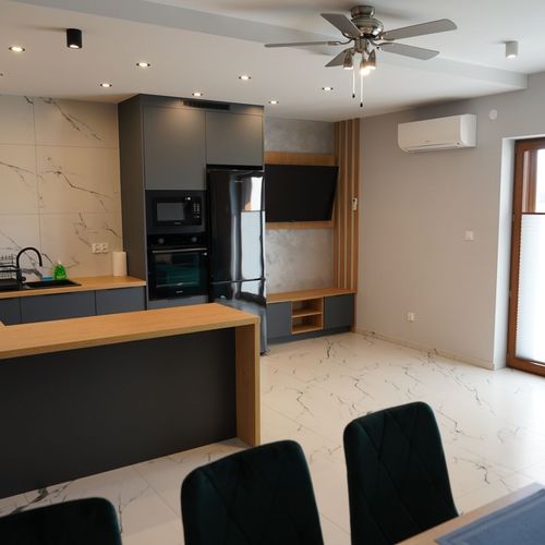 Rodinný Apartman (jako celek) pro 7 os. na straně bazénu