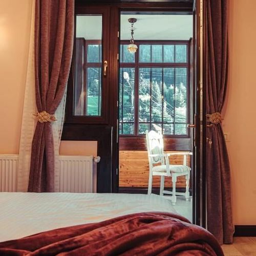 Camera dubla king cu balcon
