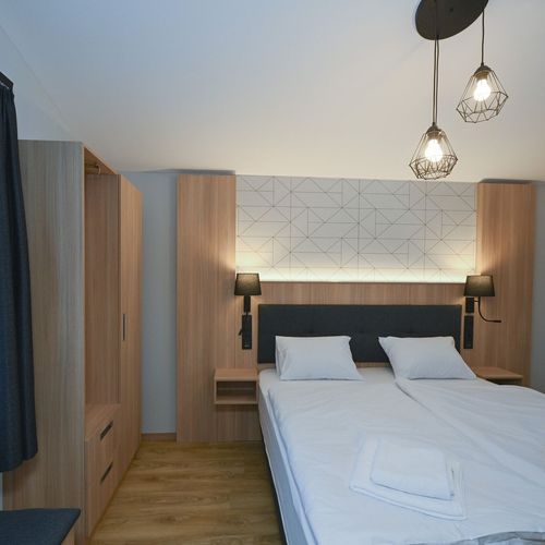 Bungalow (jako celek) s terasou  s manželskou postelí