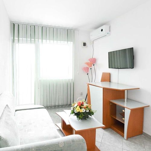 Apartament cu balcon*