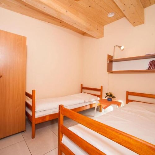 Casă de vacanță întreaga unitate pentru 6 pers. (se inchirieaza doar integral)