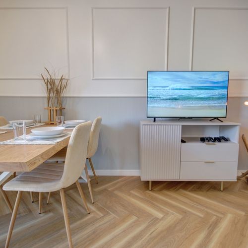 Family Apartman pro 6 os. se 3 ložnicemi s výhledem na park
