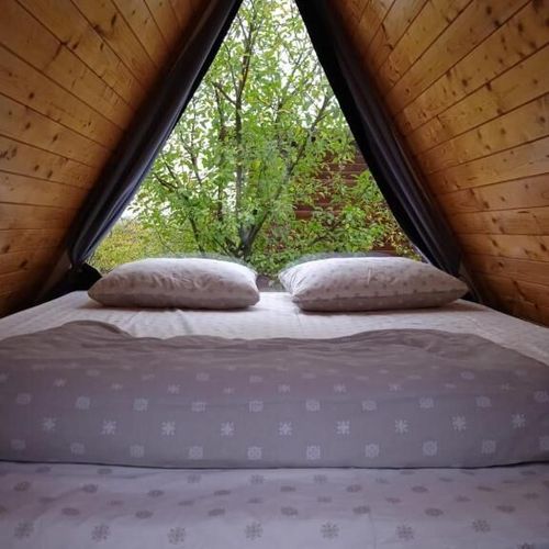 Bungalow pentru 6 pers. (se inchirieaza doar integral)
