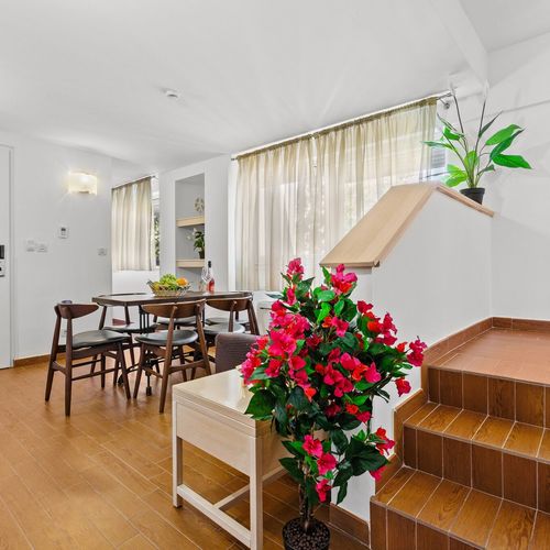 Apartament cu balcon cu aer condiționat cu 2 camere pentru 4 pers.