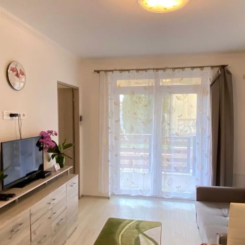Apartament cu terasă cu aer condiționat cu 2 camere pentru 4 pers.