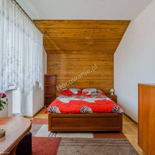 Pokój 2-osobowy ze wspólną łazienką
