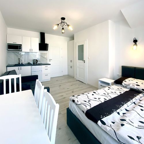 Pokój 4-osobowy na piętrze z aneksem kuchennym