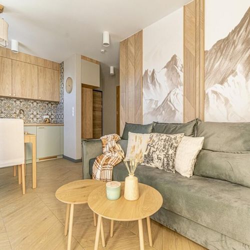 Apartament 4-osobowy z balkonem z 2 pomieszczeniami sypialnianymi
