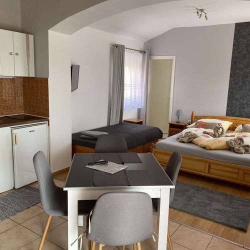 Apartament 3-osobowy na piętrze z 1 pomieszczeniem sypialnianym