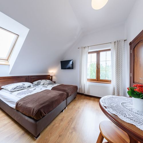 Pokój 2-osobowy na piętrze ze wspólnym aneksem kuchennym