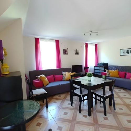 Apartament cu 2 camere pentru 8 pers.