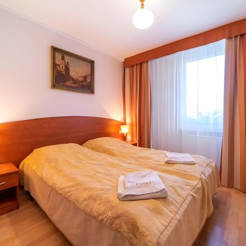 Apartament studio cu 2 camere pentru 4 pers.
