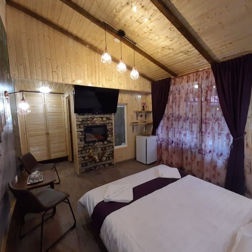 Camera dubla romantică cu panoramă