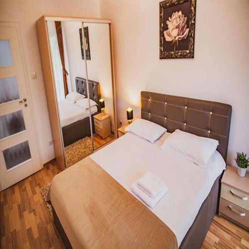Apartament prezidential cu 4 camere pentru 8 pers.