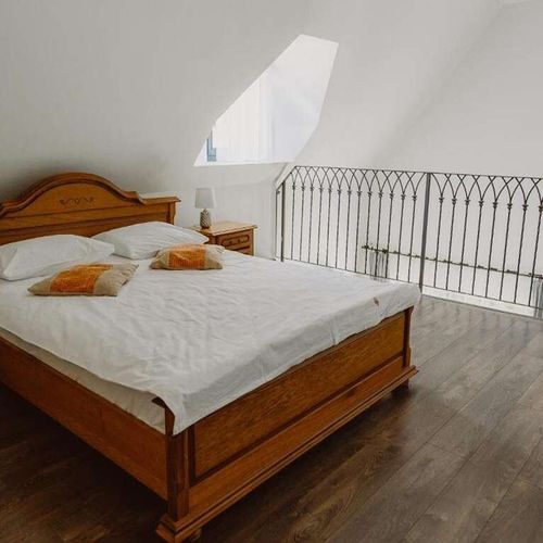 Camera dubla cu balcon