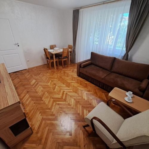 Apartament cu 3 camere pentru 5 pers.