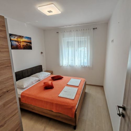 Apartament deluxe gold cu 3 camere pentru 5 pers.