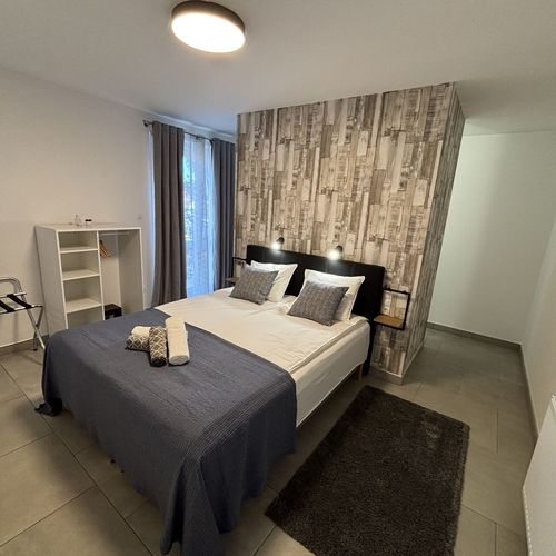 Apartament la etaj cu vedere spre grădină cu 1 camera pentru 2 pers.