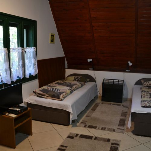 Casă de vacanță pentru 4 pers. (se inchirieaza doar integral)
