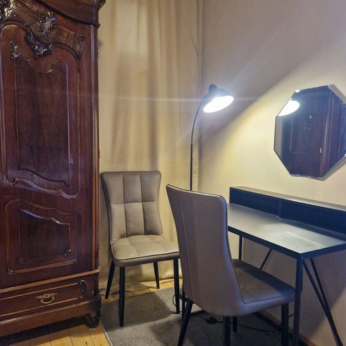 Apartament 4-osobowy na piętrze z 2 pomieszczeniami sypialnianymi (możliwa dostawka)