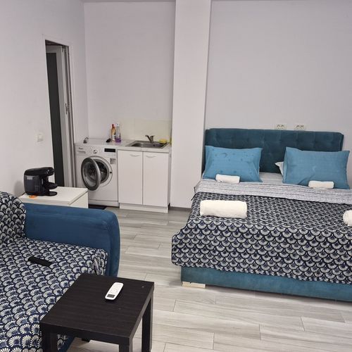 Apartament la parter cu baie cu 1 camera pentru 3 pers.