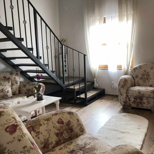 Trip Apartman s galérií s manželskou postelí s 1 ložnicí (s možností přistýlky)