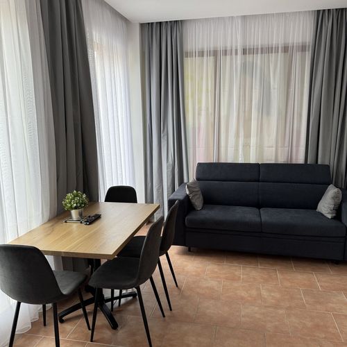 Apartament standard family pentru 4 pers. (se inchirieaza doar integral)